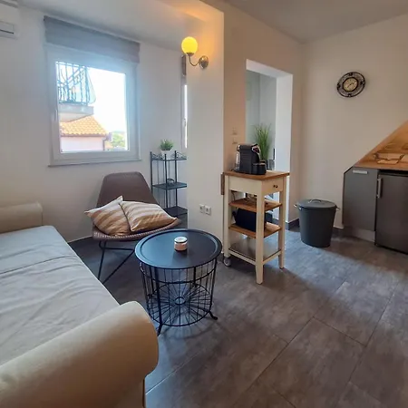 Apartments Tribunj Apartment