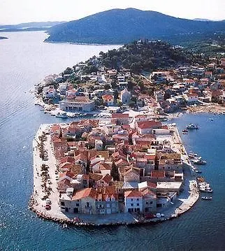 Apartments Tribunj *